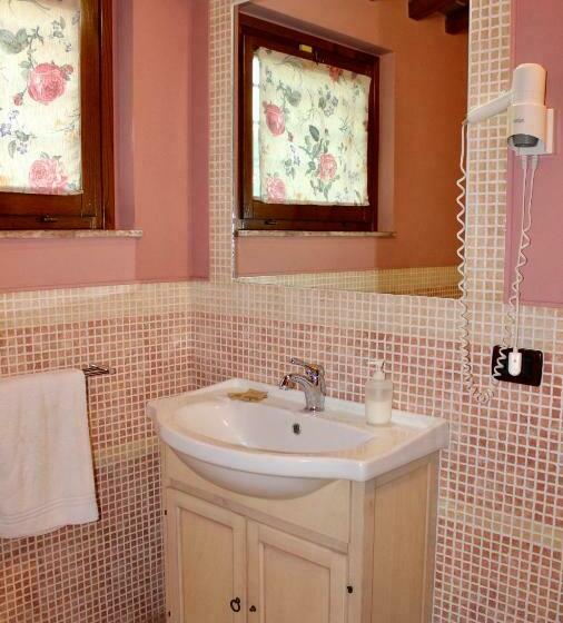 スタンダードトリプルルーム, Sibolla Holidays