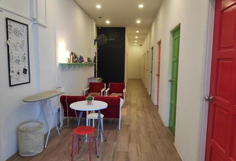 اتاق عادی یک تخته, Ez Lodgings