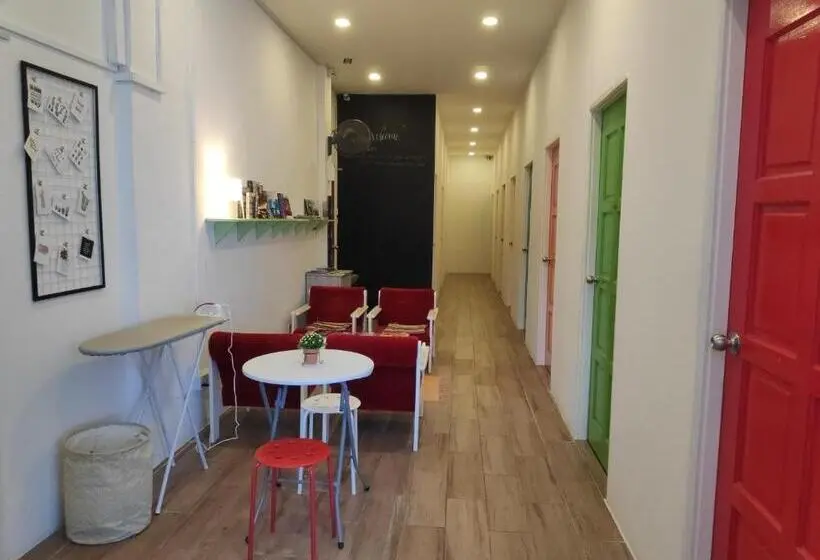 اتاق عادی یک تخته, Ez Lodgings