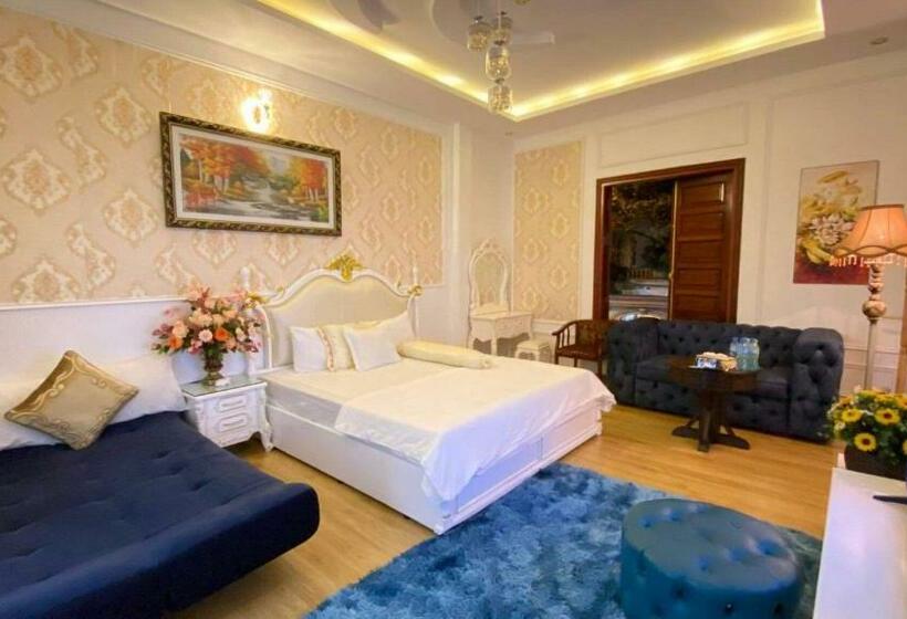 اتاق سوپریور چهار تخته, Luxury Hotel T&l