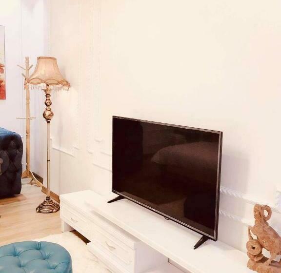 اتاق سوپریور چهار تخته, Luxury Hotel T&l