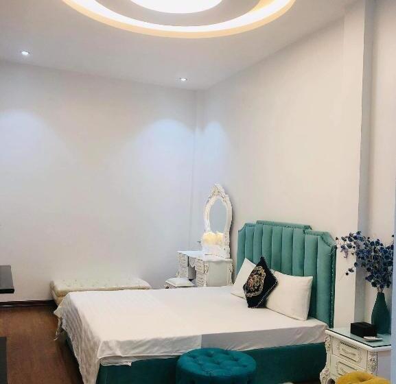 اتاق استاندارد با تخت بزرگ, Luxury Hotel T&l