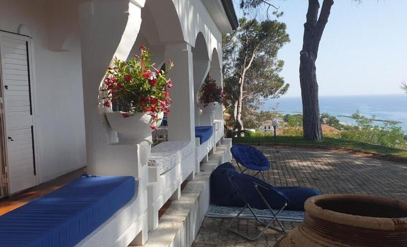 آپارتمان 1 خوابه با چشمانداز دریا, Villa Elvira Hollywood Apartment