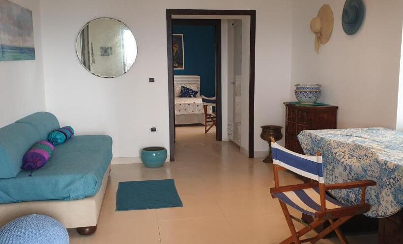 آپارتمان 1 خوابه با چشم‌انداز دریا, Villa Elvira Hollywood Apartment