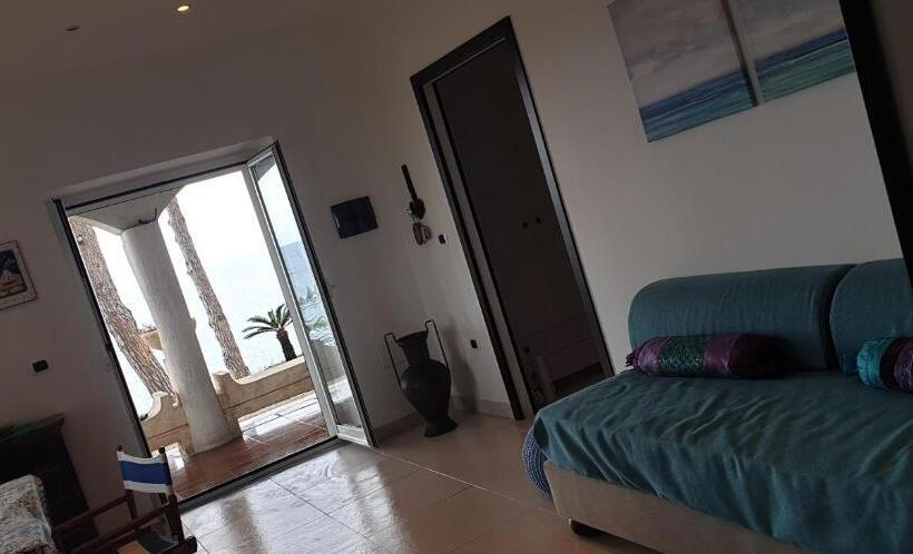 آپارتمان 1 خوابه با چشمانداز دریا, Villa Elvira Hollywood Apartment