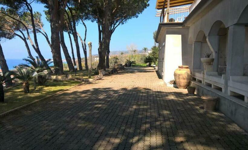 آپارتمان 1 خوابه با چشمانداز دریا, Villa Elvira Hollywood Apartment