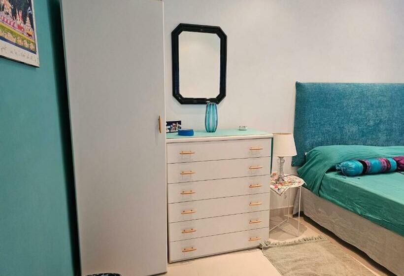 آپارتمان 1 خوابه با چشمانداز دریا, Villa Elvira Hollywood Apartment