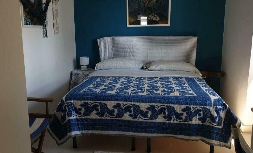 آپارتمان 1 خوابه با چشمانداز دریا, Villa Elvira Hollywood Apartment