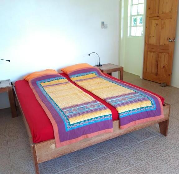 شقة غرفة واحدة, Mango Garden Cottages