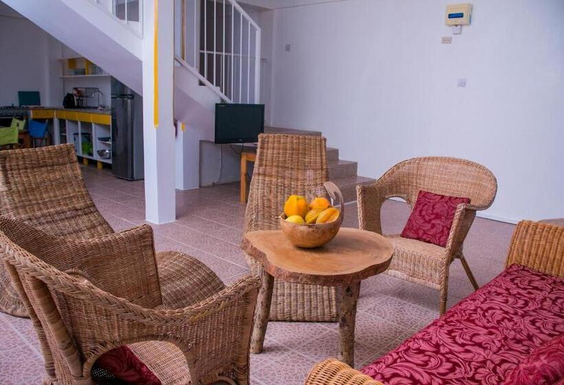 شقة غرفة واحدة, Mango Garden Cottages