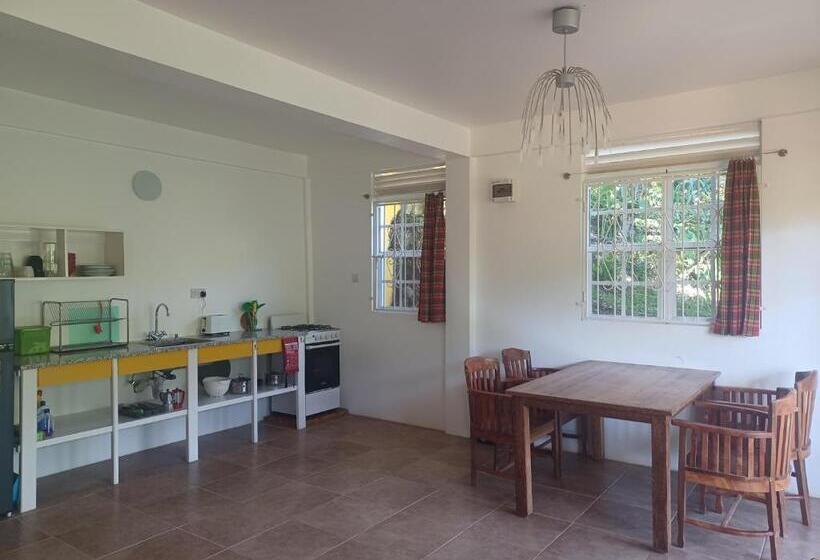 إستوديو قياسى ذو إطلالة, Mango Garden Cottages