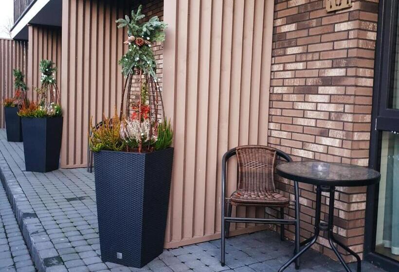 اتاق استاندارد با تراس, Amber Drop Apartments