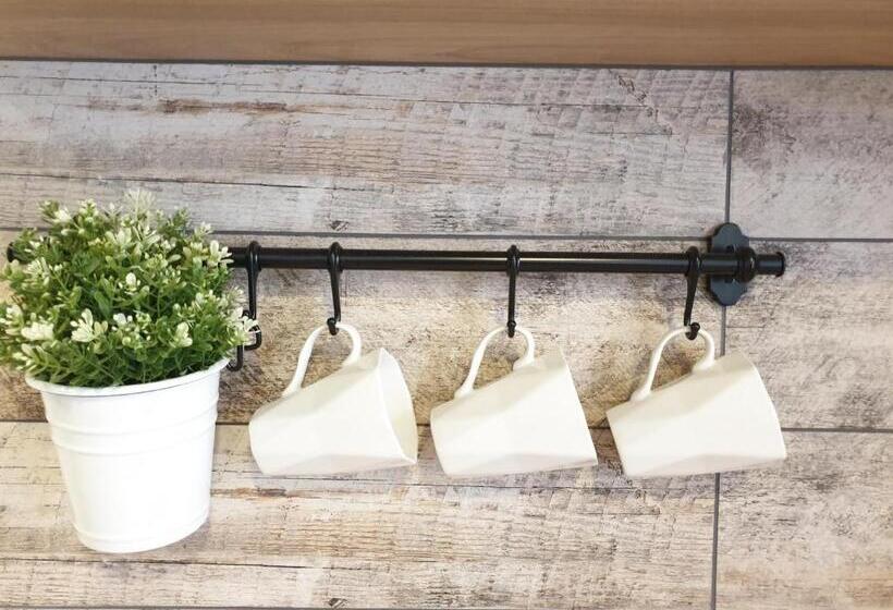 اتاق استاندارد با تراس, Amber Drop Apartments