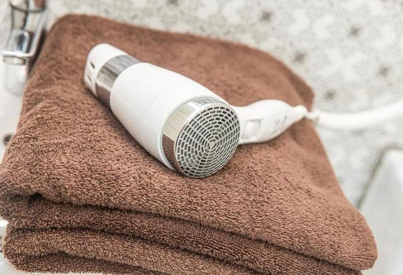 استودیو استاندارد با بالکن, Amber Drop Apartments