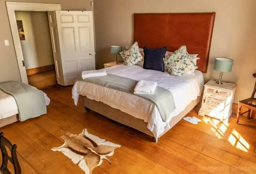 Talo 3 Makuuhuonetta, Colonial Karoo Guesthouse