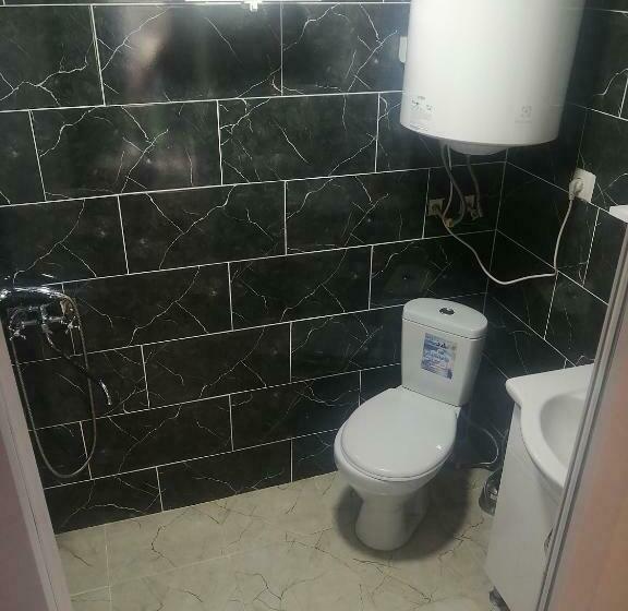 اتاق اکونومی, Sesili Guesthouse