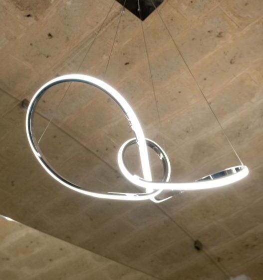 سوییت, The Saint Stays