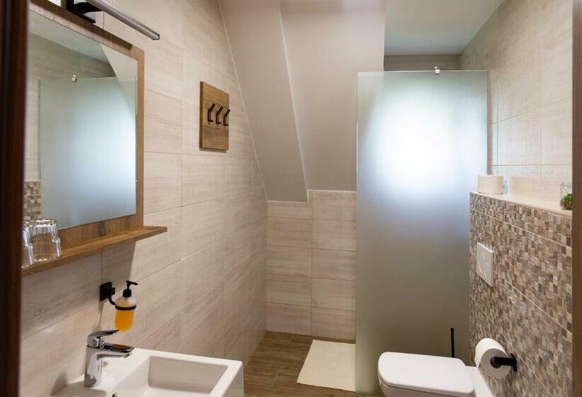 اتاق استاندارد با چشم‌انداز کوهستان, Vila Marin