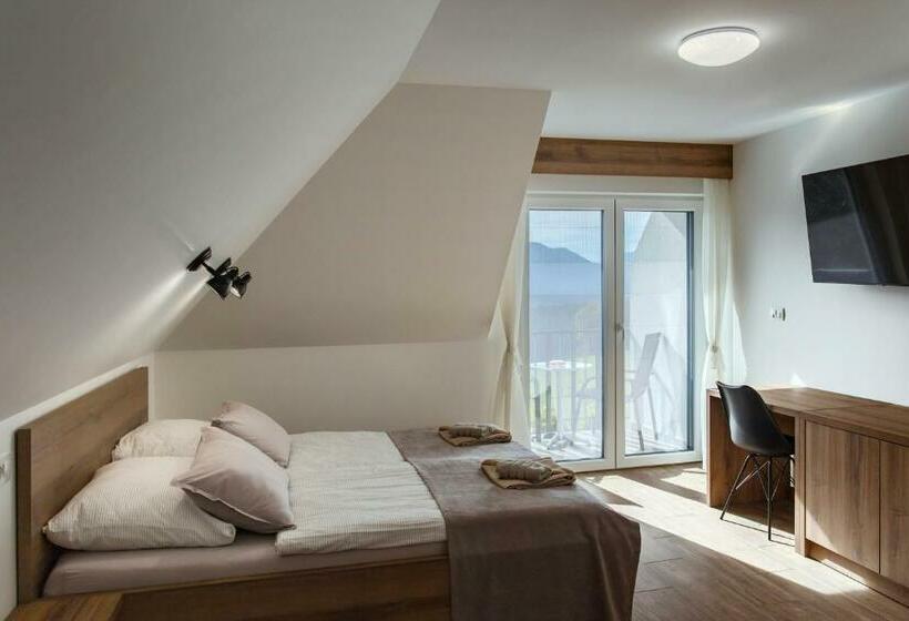 اتاق استاندارد با چشم‌انداز کوهستان, Vila Marin