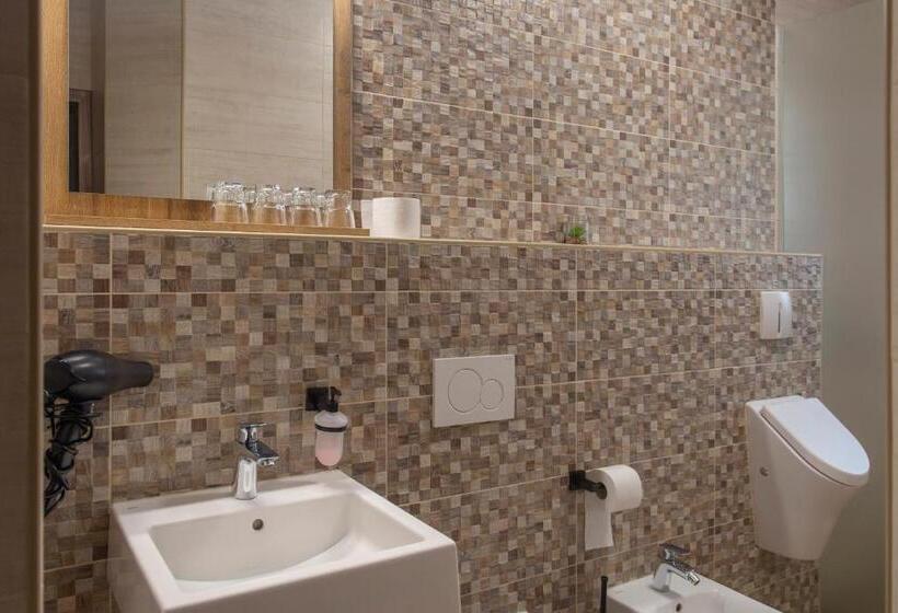 سوئیت 2 خوابه, Vila Marin