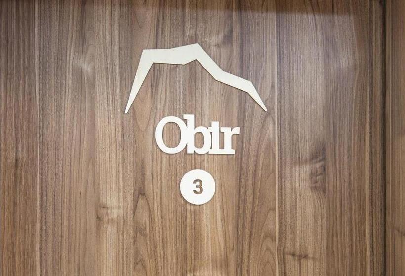 اتاق لوکس, Vila Marin