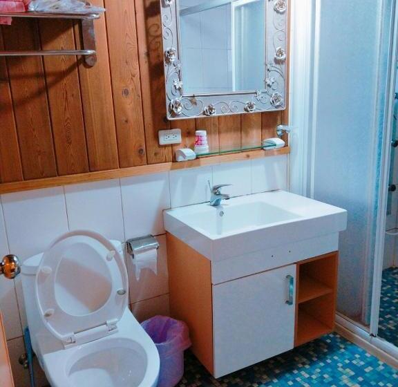 اتاق استاندارد چهار تخته, Star Coffee & Homestay