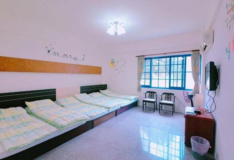 اتاق خانوادگی, Star Coffee & Homestay