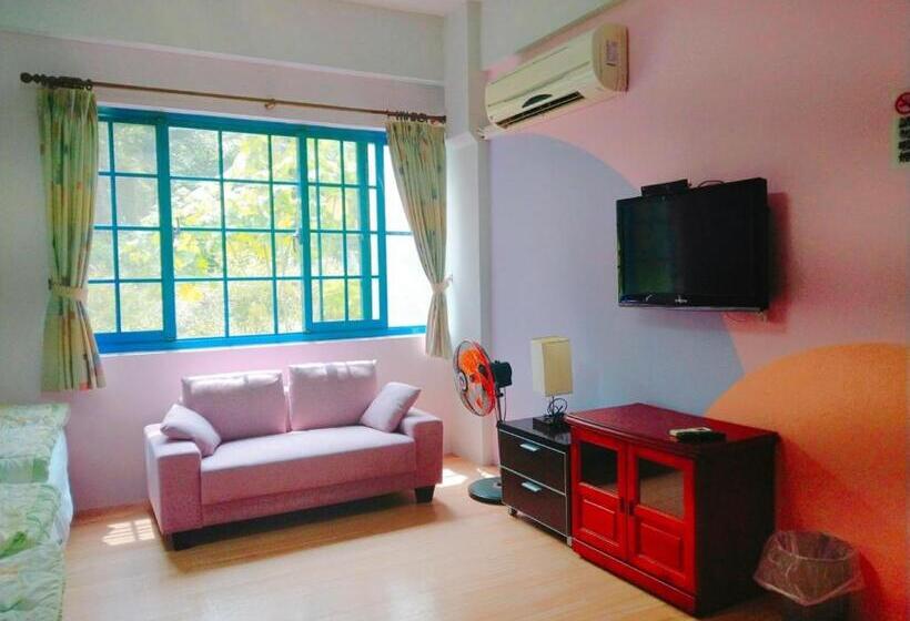 اتاق خانوادگی, Star Coffee & Homestay