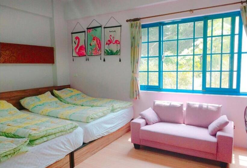 اتاق خانوادگی, Star Coffee & Homestay