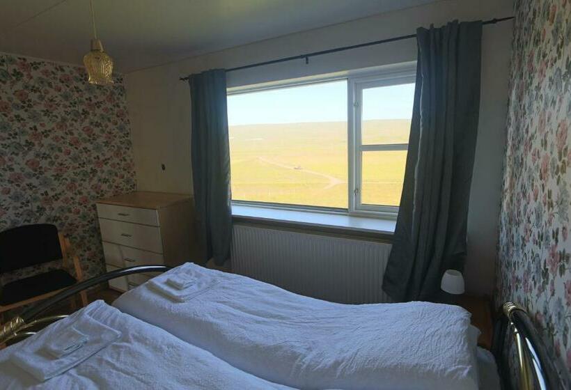اتاق استاندارد با سرویس بهداشتی مشترک, Fagrabrekka Guesthouse