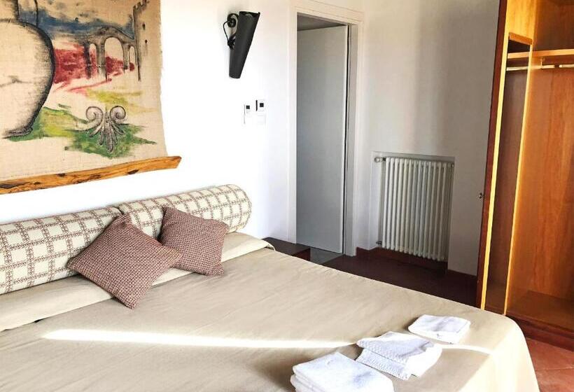 חדר דלוקס, Resort Fonte Vulci