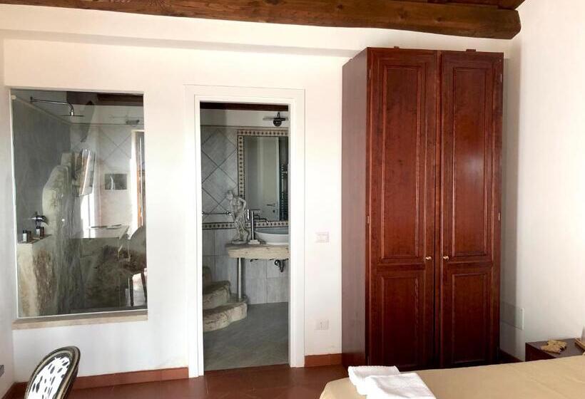 Номер Стандарт Вид на Бассейн, Resort Fonte Vulci