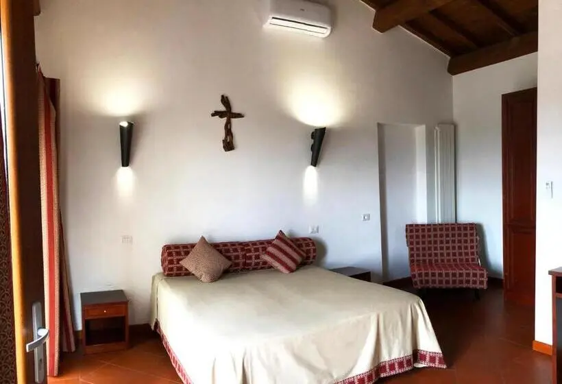 スーペリアールーム, Resort Fonte Vulci