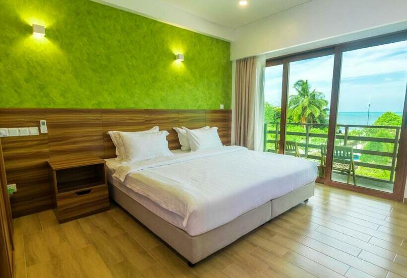 اتاق لوکس با چشم‌انداز دریا, Olive Goidhoo