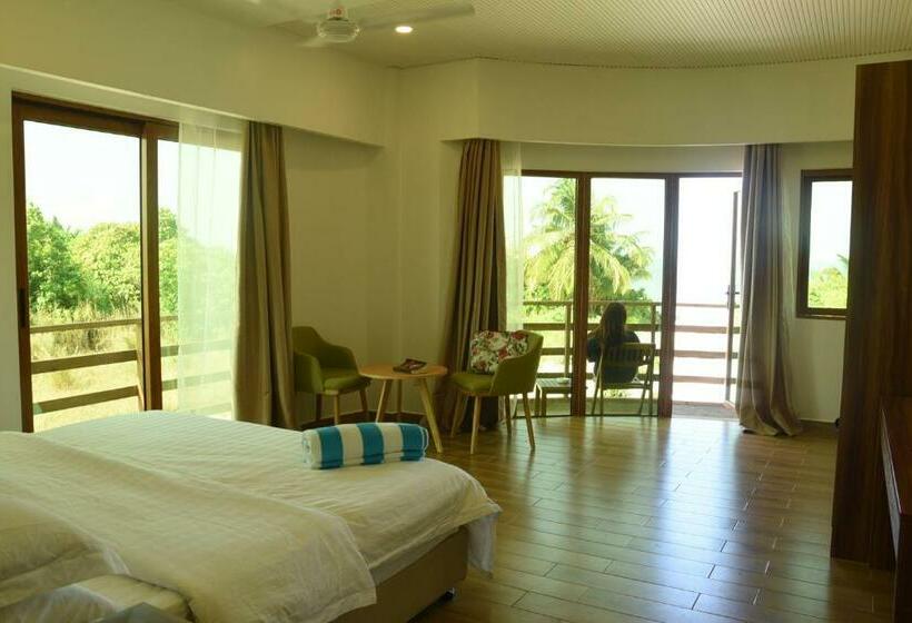 اتاق لوکس با چشم‌انداز دریا, Olive Goidhoo