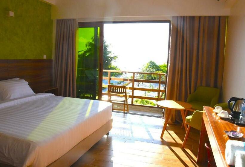 اتاق لوکس با چشم‌انداز دریا, Olive Goidhoo