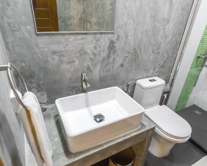 اتاق لوکس با چشم‌انداز دریا, Olive Goidhoo