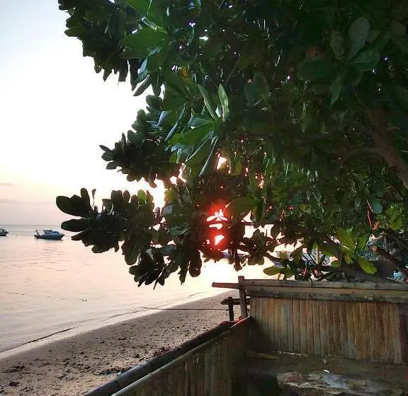 スタンダードルーム, Sunset Guest House & Bar