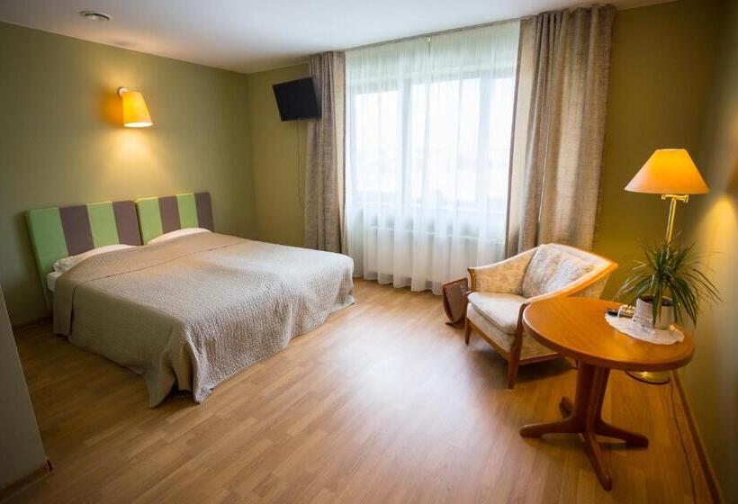 스탠다드 룸, Irbēni