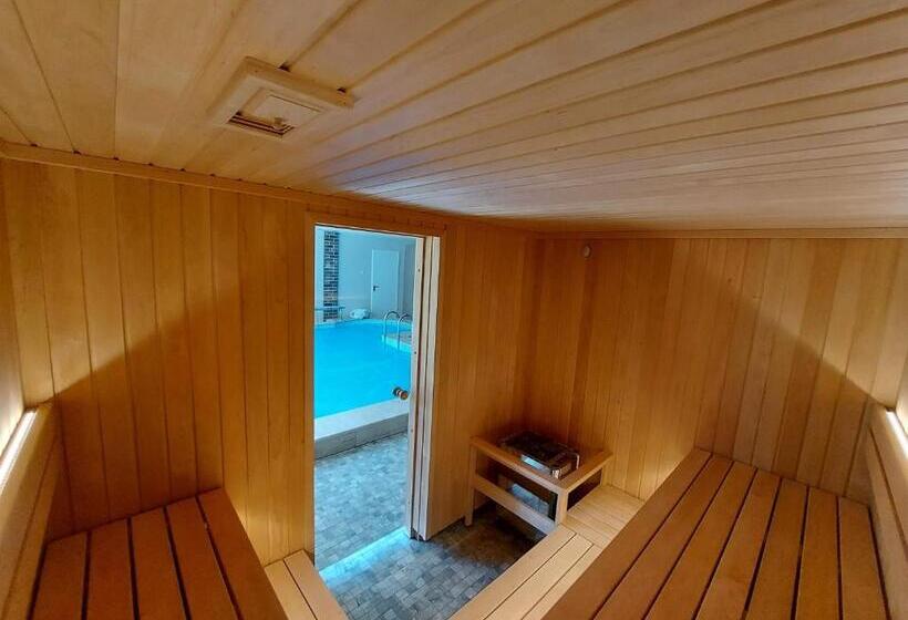 스탠다드 싱글 룸, Irbēni