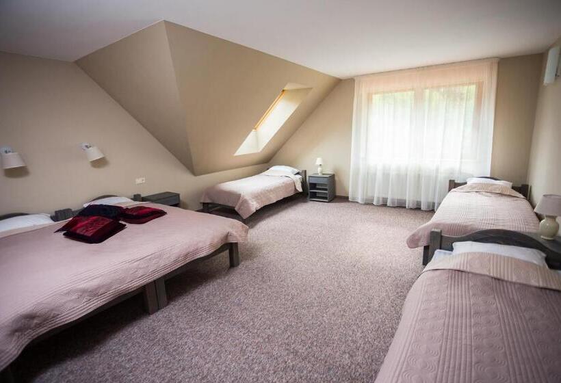 패밀리 스위트, Irbēni