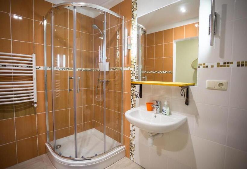 스탠다드 발코니 룸, Irbēni