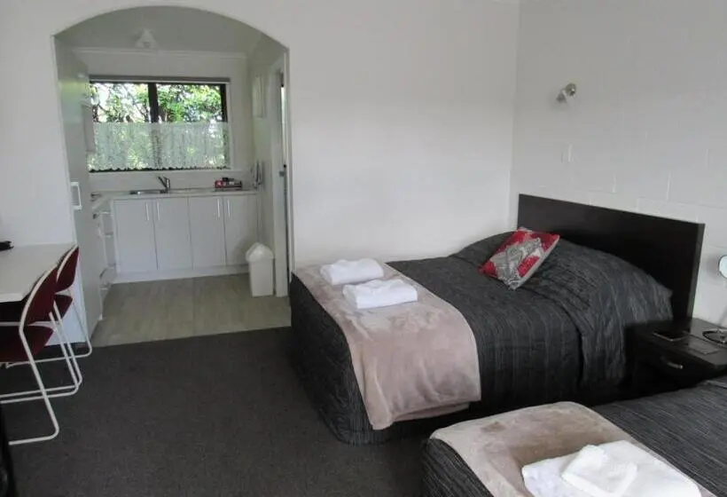 Standard-studio, Matador Motel