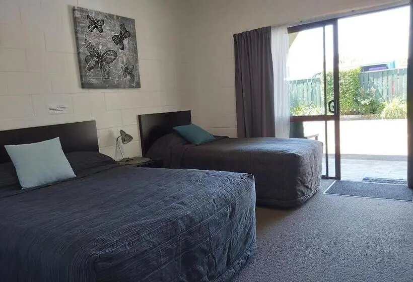 Standard-studio, Matador Motel