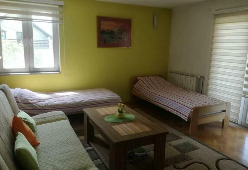 آپارتمان لوکس 1 خوابه, Apartments Dedic