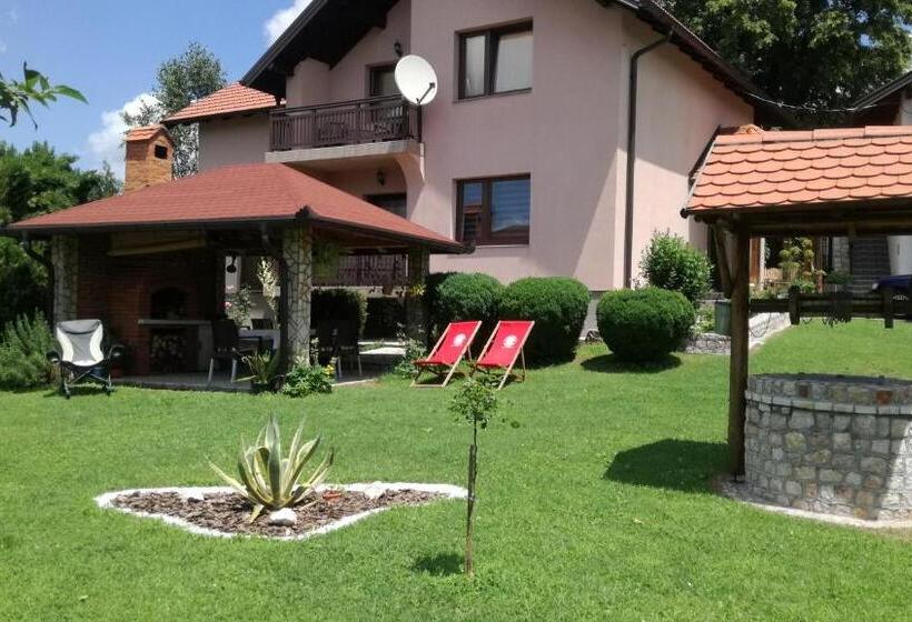 آپارتمان 1 خوابه با بالکن, Apartments Dedic