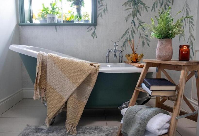 Полулюкс Вид на Сад, Roseville Youghal   Luxury Accommodation