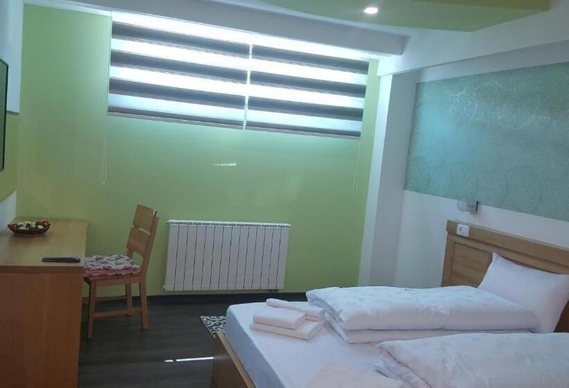 اتاق لوکس, Motel Edeka