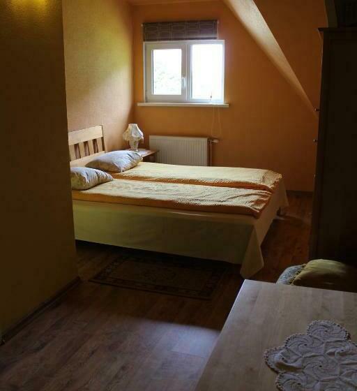 اتاق استاندارد, Sanders Motel