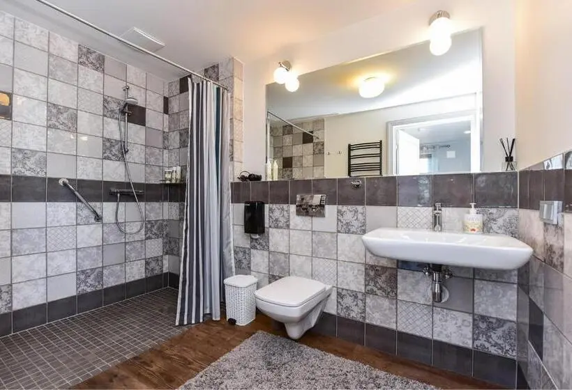 اتاق استاندارد با تراس, Rusne Villa
